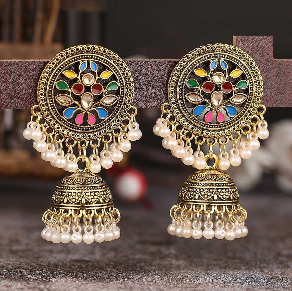 F pearl drop earrings